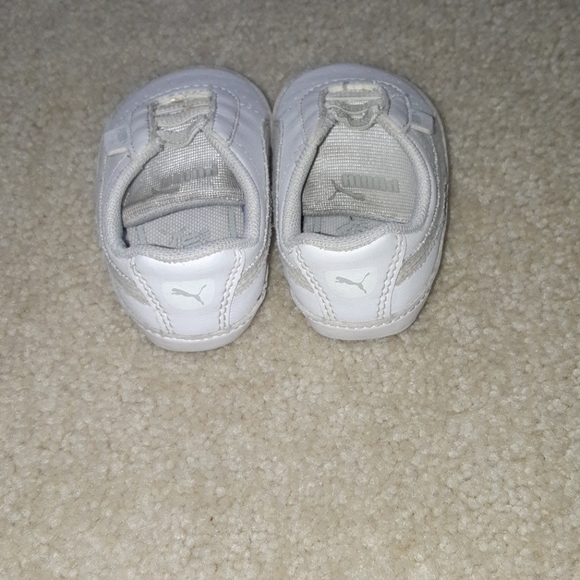 White Puma slip-on baby sneakers - Picture 2 of 3